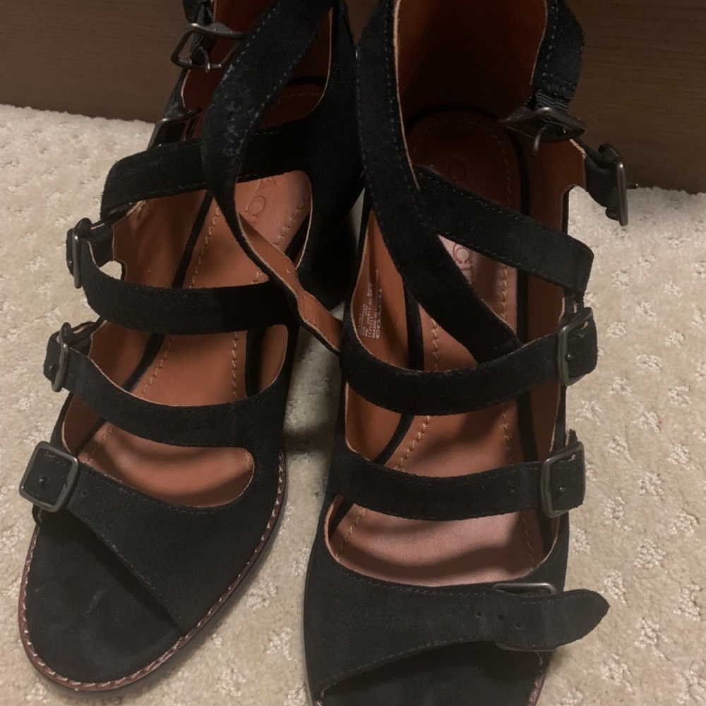 Coach high heels - Picture 2 of 6